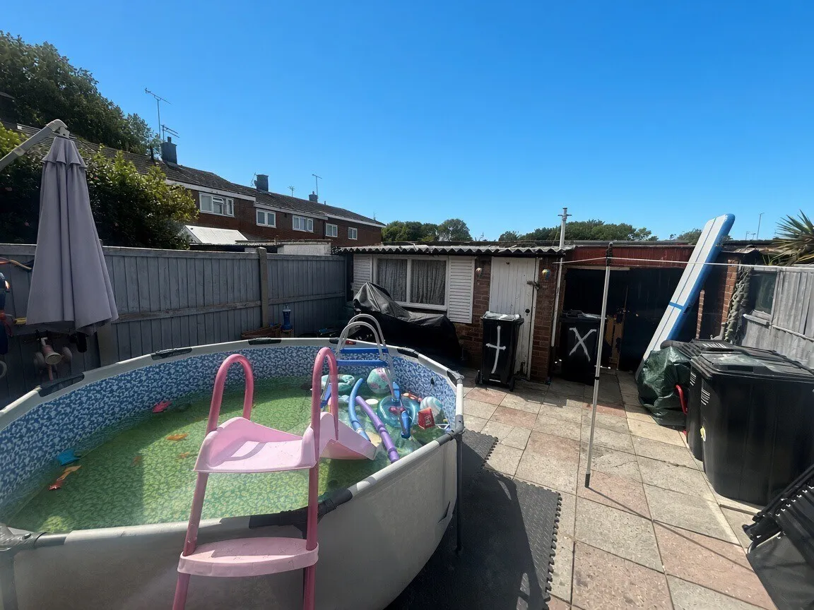 Neville Shaw, Basildon, photo 13