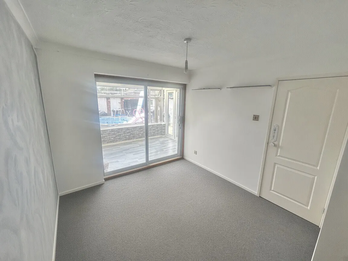 Neville Shaw, Basildon, photo 4