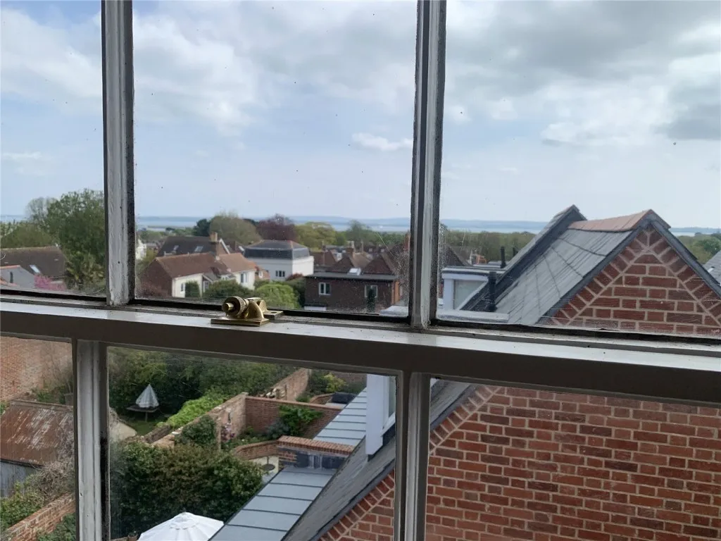 Lymington, Hampshire, photo 14