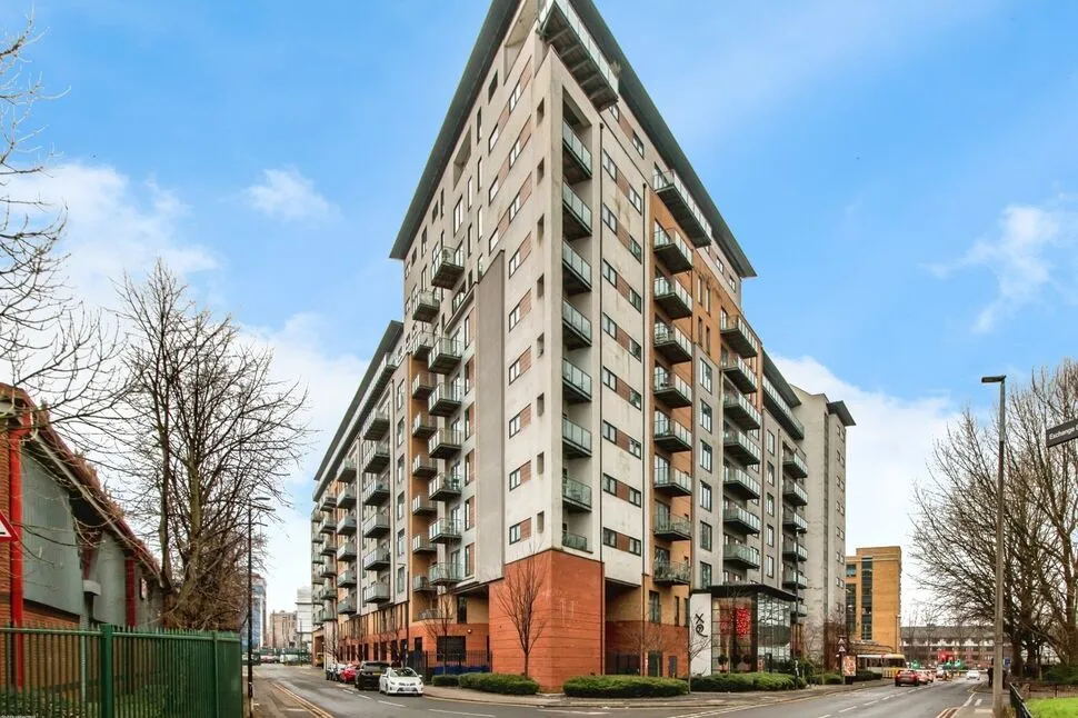 2 bed flat for sale — Taylorson Street South, Salford, M5