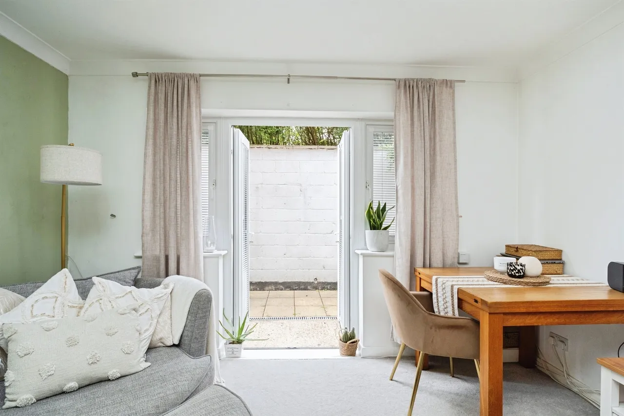 Brook Road, Tunbridge Wells, photo 4