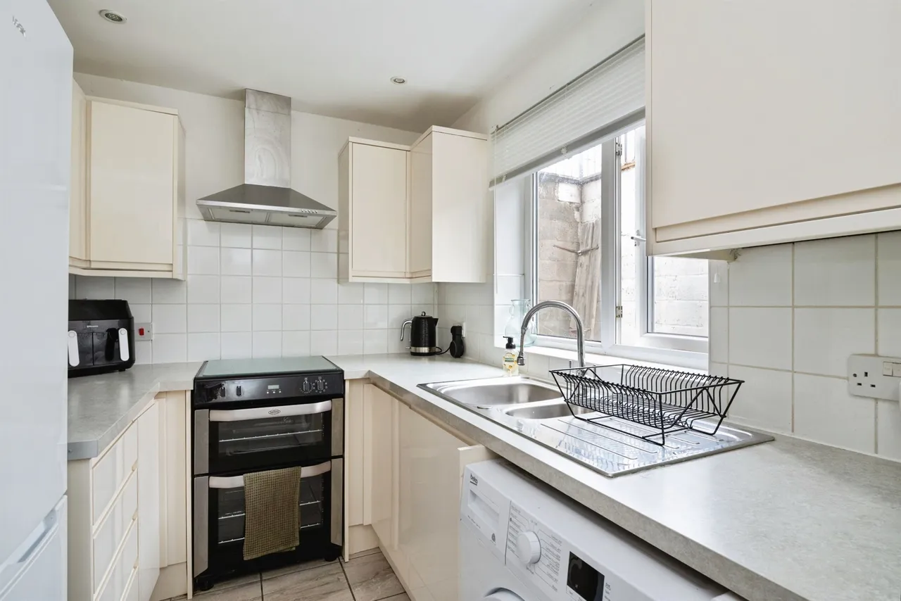Brook Road, Tunbridge Wells, photo 5