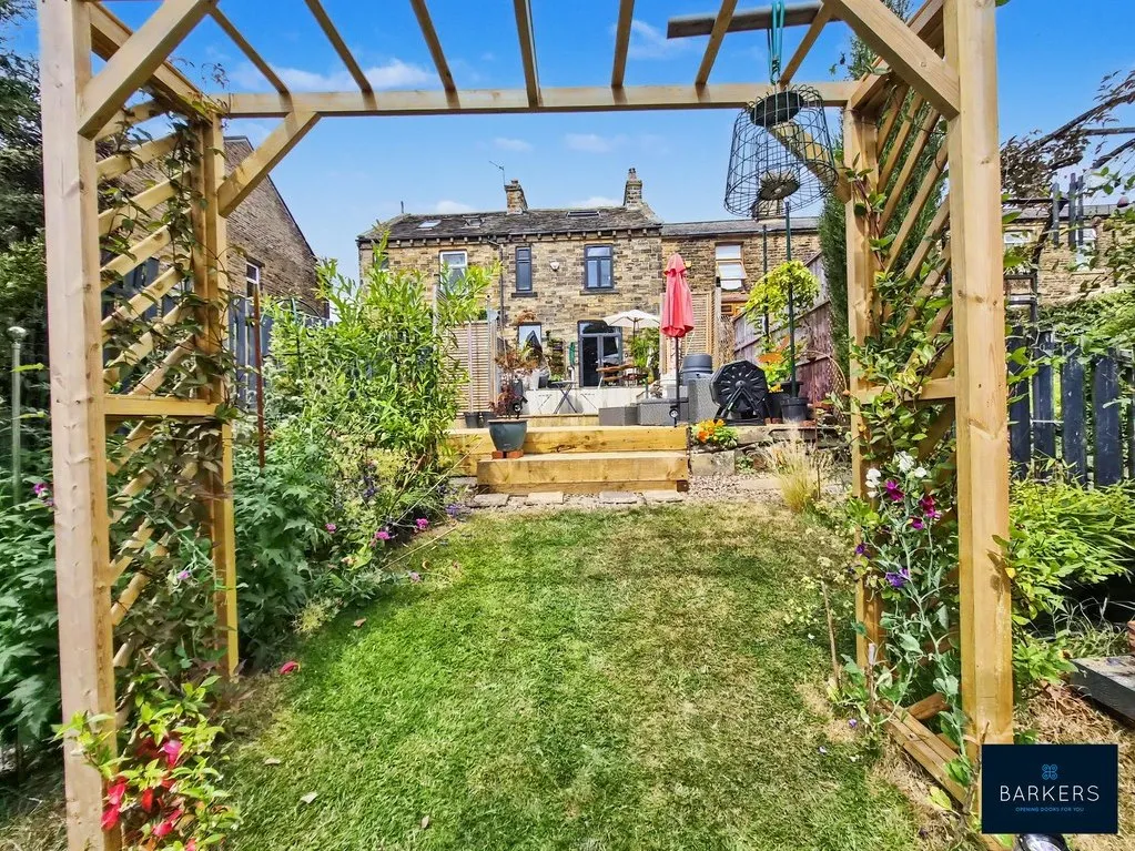 Moor View, North View Road, East Bierley BD4 6NT, photo 21