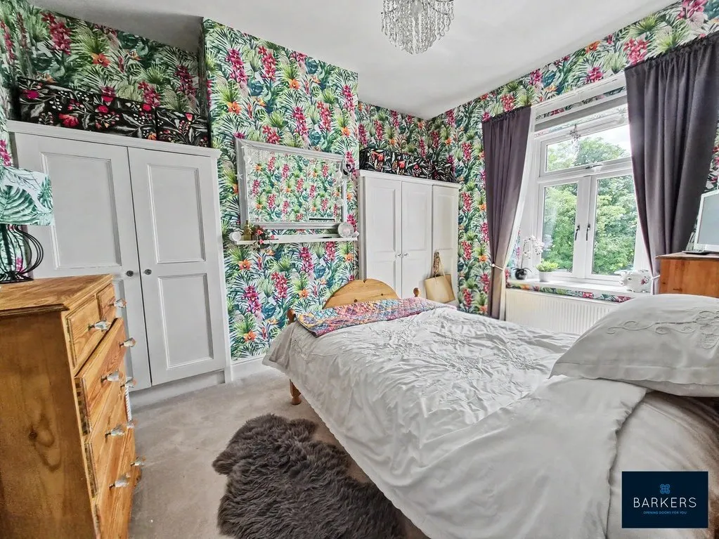Moor View, North View Road, East Bierley BD4 6NT, photo 9