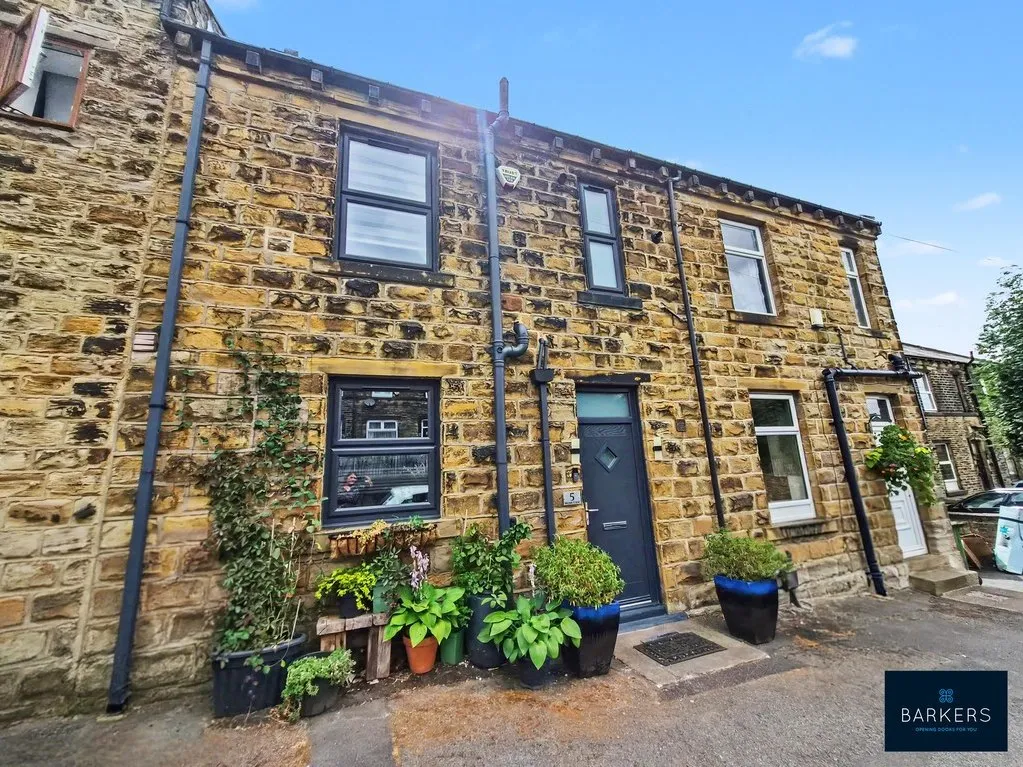 2 bed flat for sale — Moor View, North View Road, East Bierley BD4 6NT