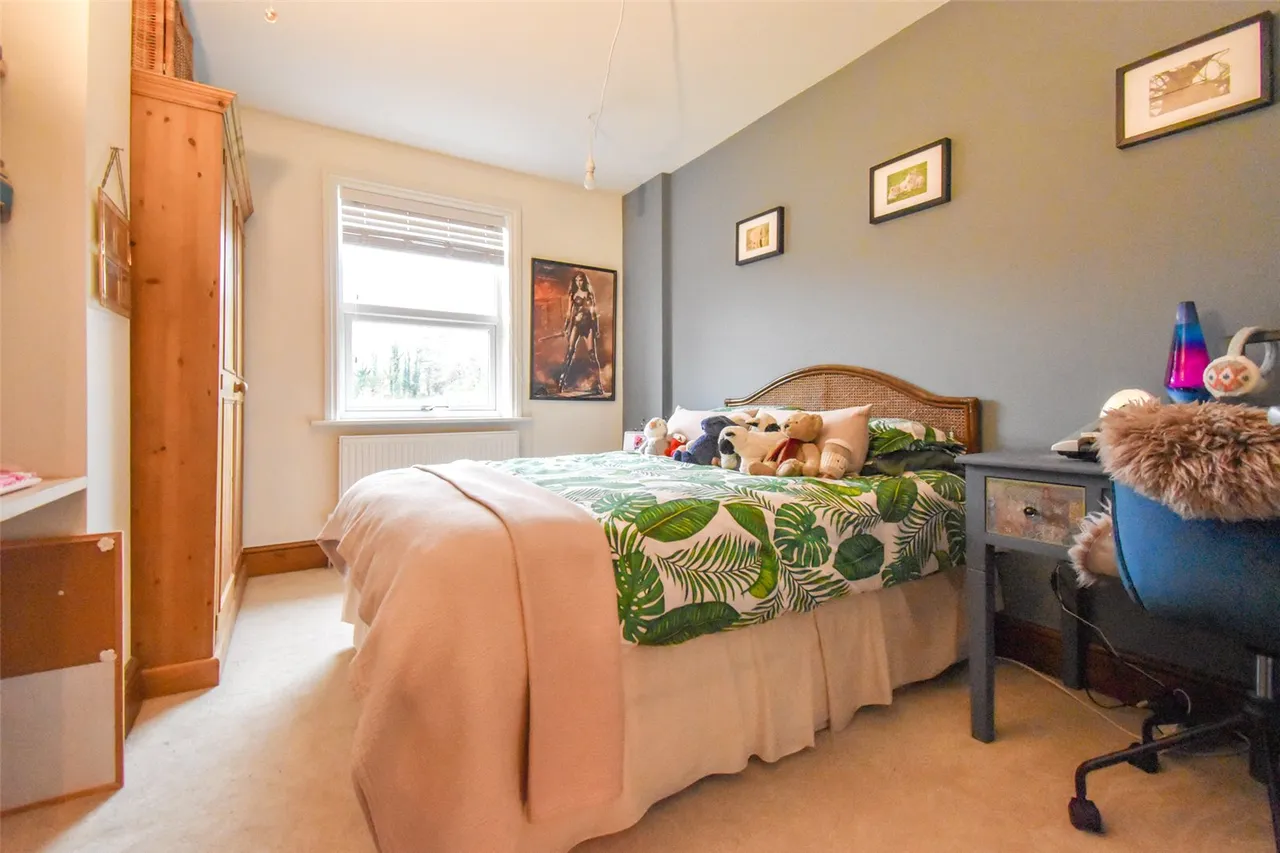 St. Michaels Road, Aldershot, Hampshire, GU12 4JJ, photo 20