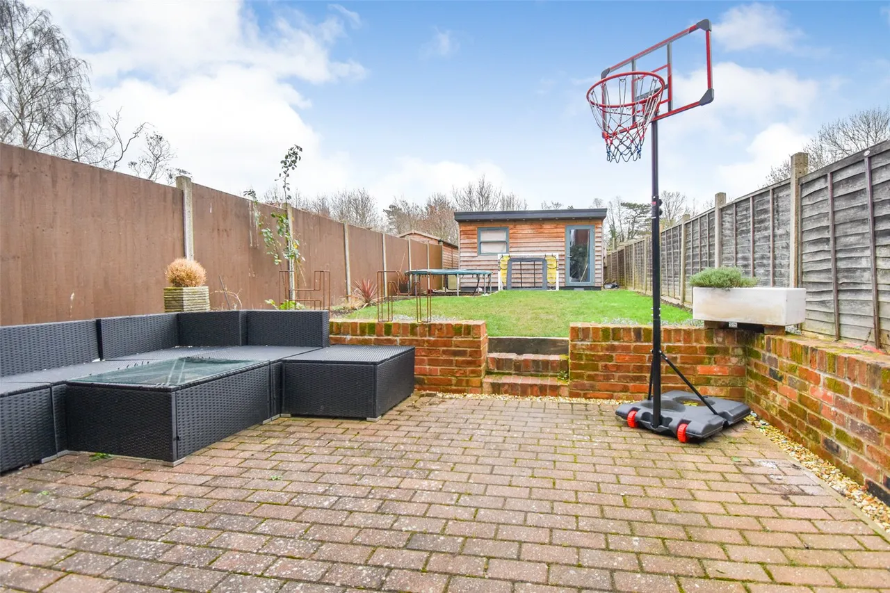 St. Michaels Road, Aldershot, Hampshire, GU12 4JJ, photo 6