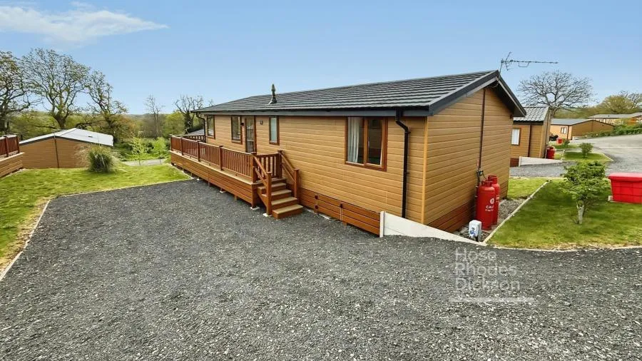 2 bed mobile home for sale, Carters Road, Upton, PO33