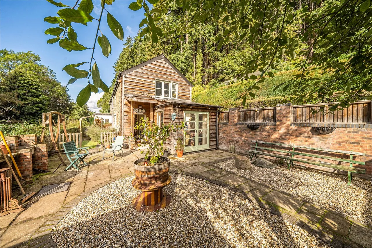 Kinsley Road, Knighton, LD7, photo 21