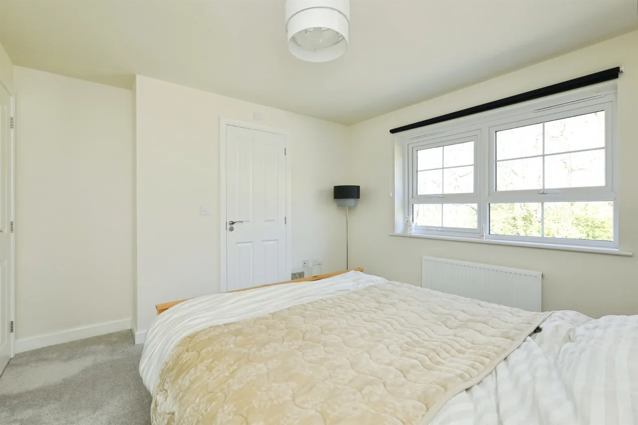 Harlequin Drive, Worksop, photo 8