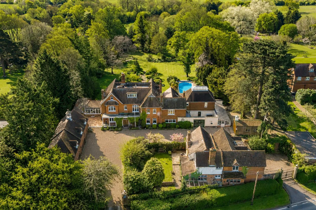 Barnet Lane, Elstree, WD6, photo 18