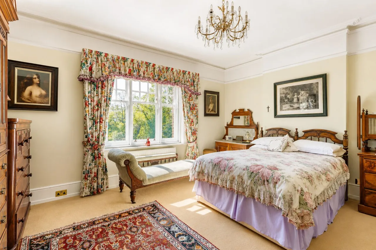 Barnet Lane, Elstree, WD6, photo 13