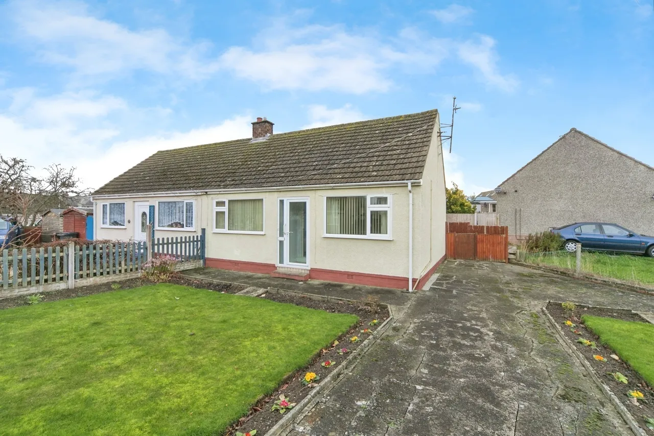 2 bed house for sale, Y Glyn, Llandudno Junction, LL31