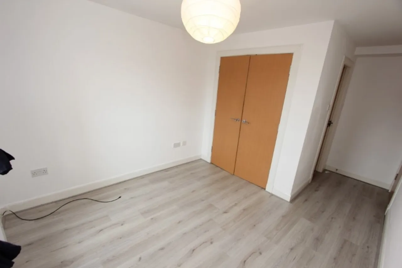 Tantallon Road, Unfurnished, G41, photo 6
