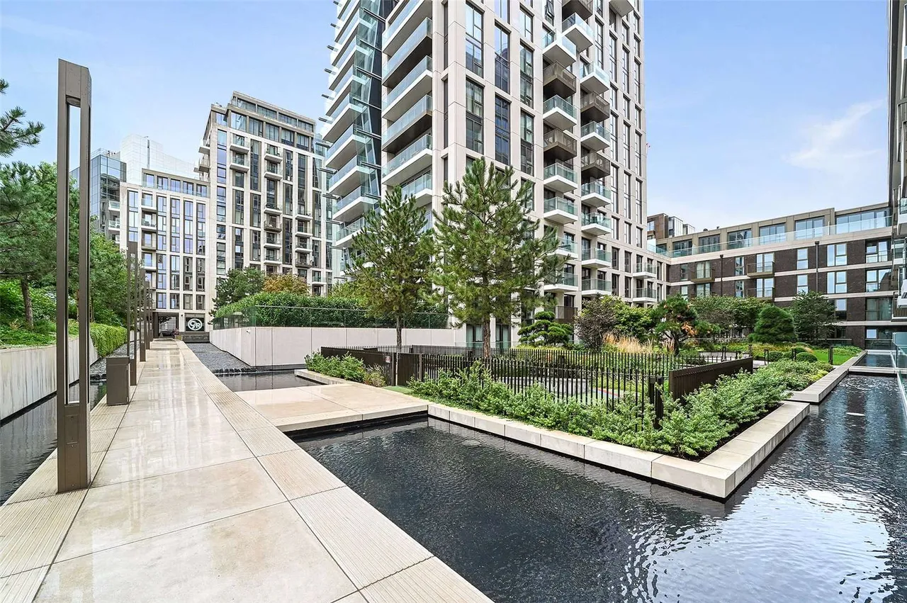 Merino Gardens, London, E1W, photo 10