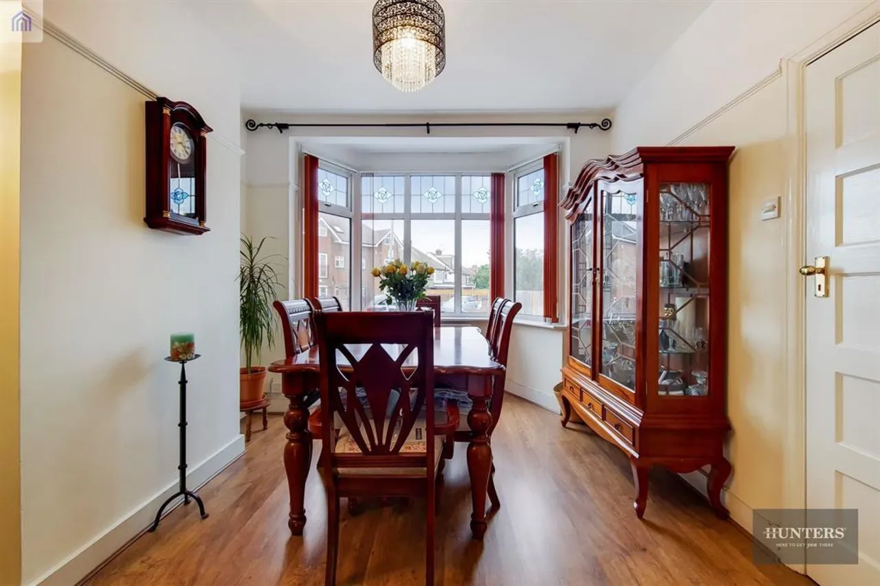 Roxy Avenue, Chadwell Heath, RM6, photo 5