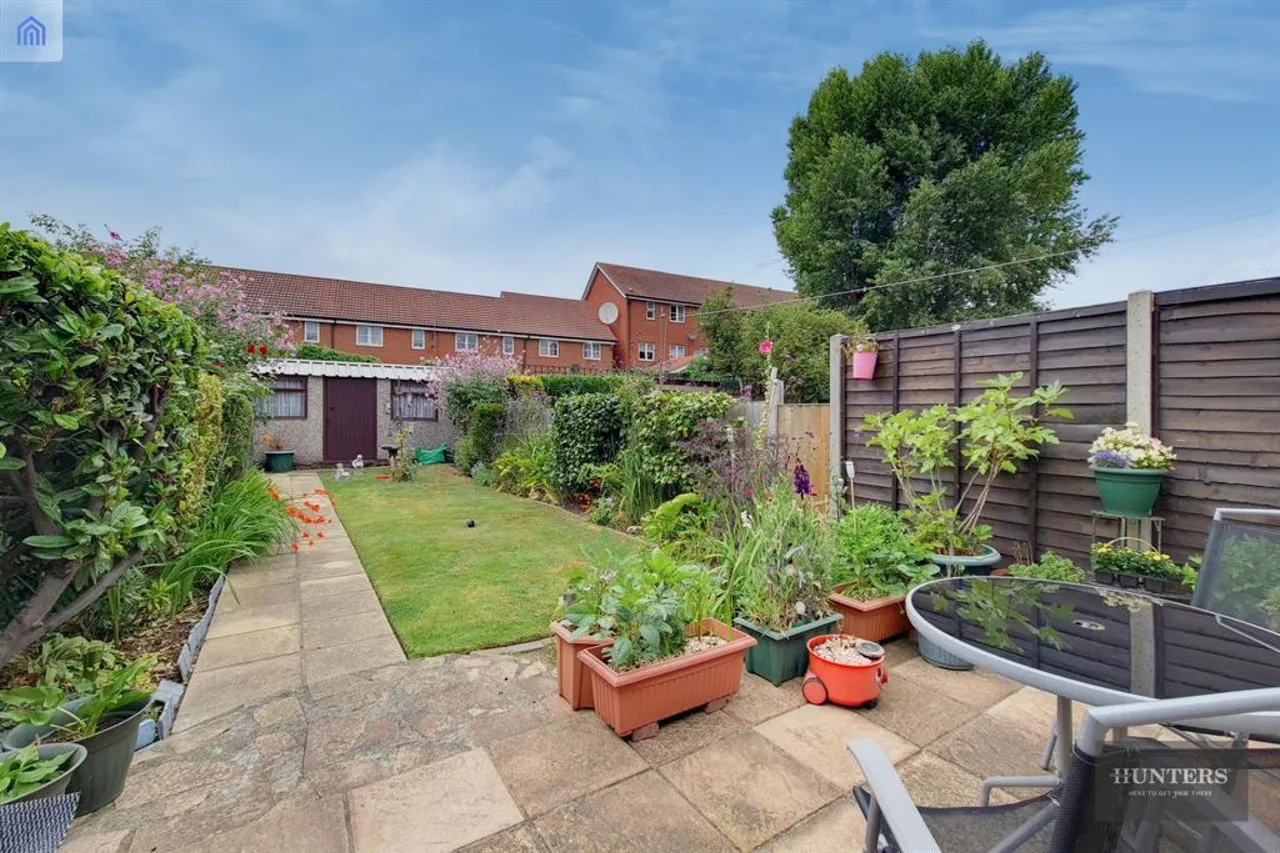 Roxy Avenue, Chadwell Heath, RM6, photo 3