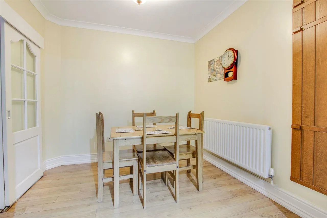 , Clare Road, Ystalyfera, Swansea, photo 9