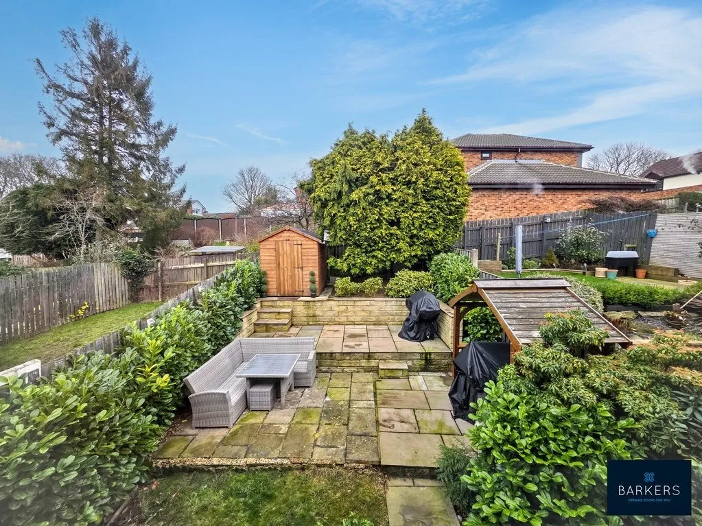 Southcroft Drive, Birkenshaw BD11 2DE, photo 9