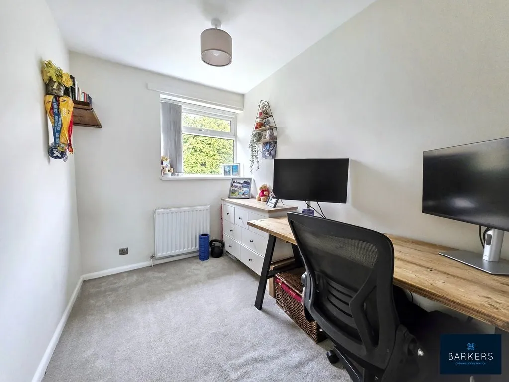 Southcroft Drive, Birkenshaw BD11 2DE, photo 6