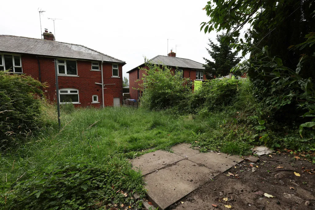 Lightburn Avenue, Littleborough OL15 8QB, photo 12