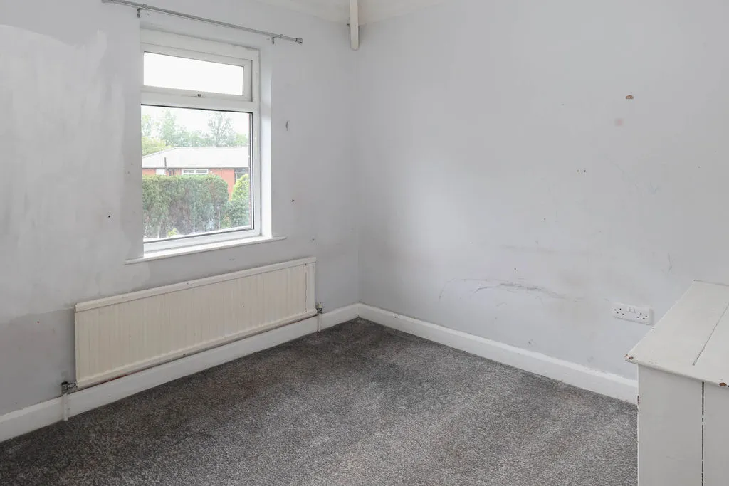 Lightburn Avenue, Littleborough OL15 8QB, photo 7