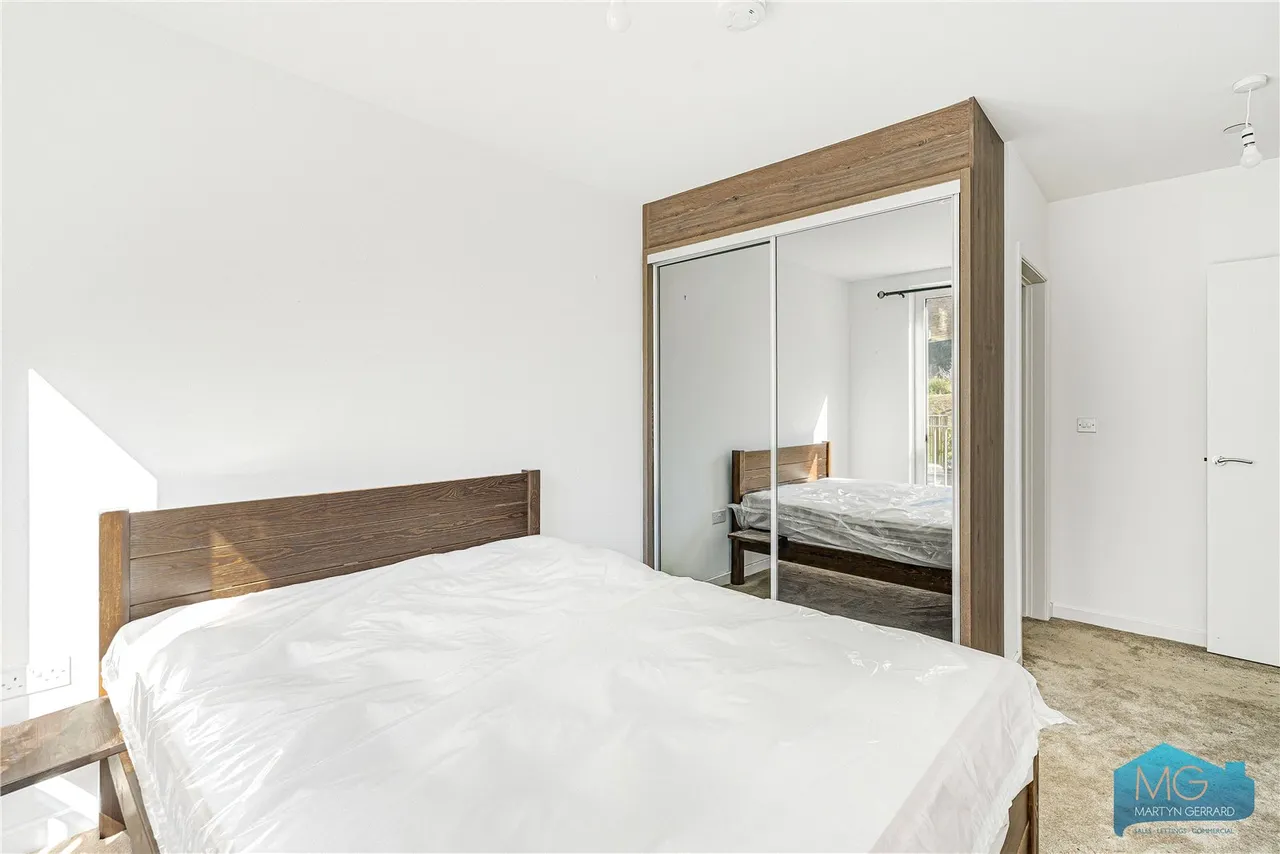 Medawar Drive, London, NW7, photo 9