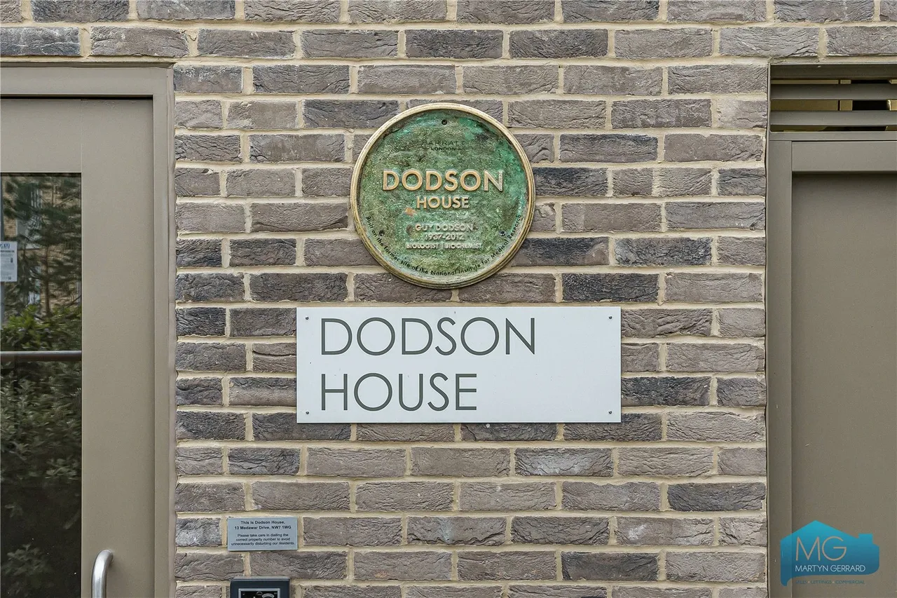 Medawar Drive, London, NW7, photo 15