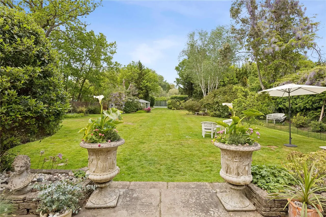 Sandpit Hall Road, Chobham, GU24, photo 18