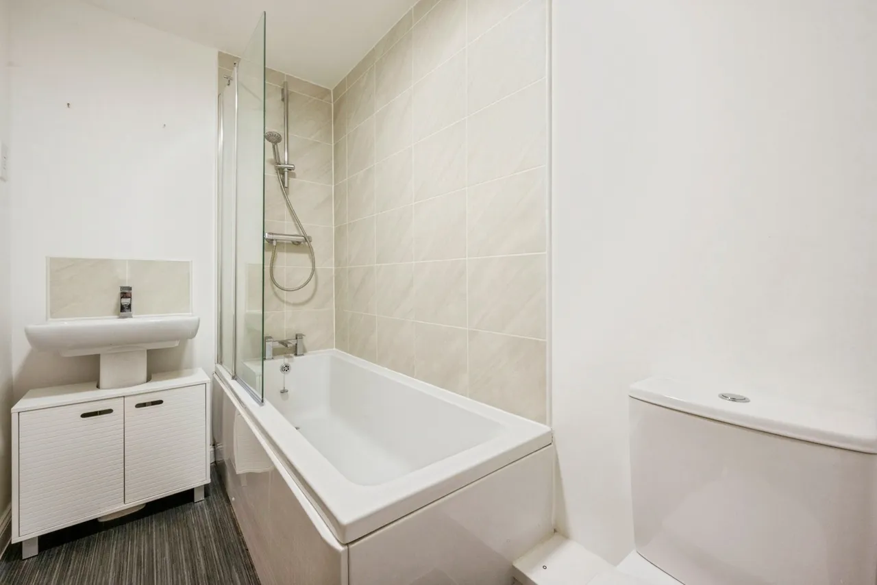 Rosso Close, Doncaster, South Yorkshire, DN4, photo 6