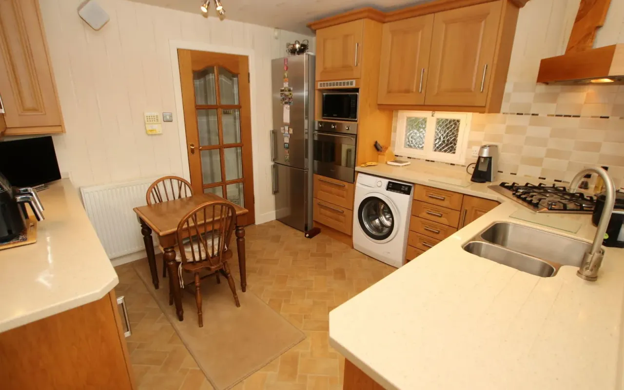 Hollybank Avenue Upper Cumberworth Hu..., photo 7