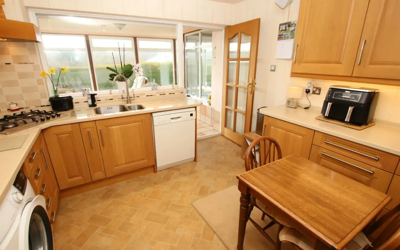 Hollybank Avenue Upper Cumberworth Hu..., photo 8