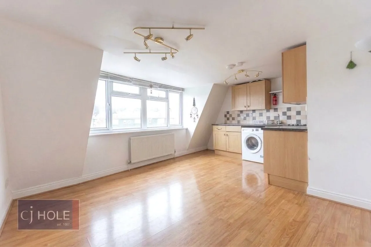 2 bed flat to rent, Gloucester Road, Bishopston, BS7
