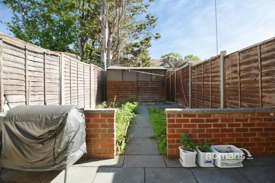 Frayslea, Uxbridge, UB8, photo 9