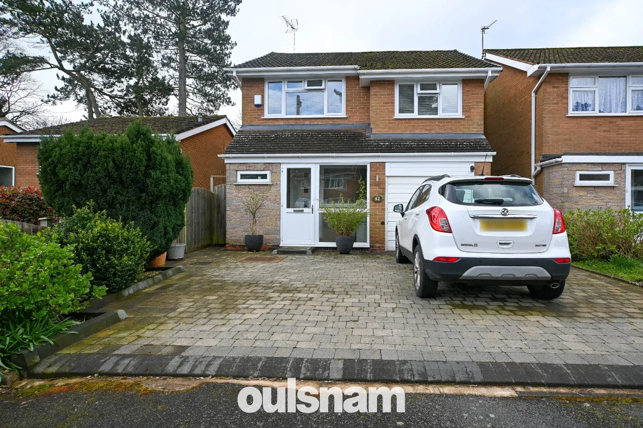 3 bed house for sale — Pineview, Northfield, Birmingham, B31 2RD