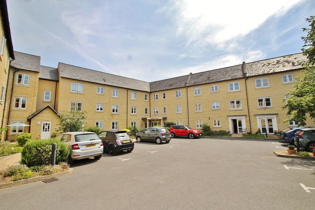 Otters Court, Witney, photo 7