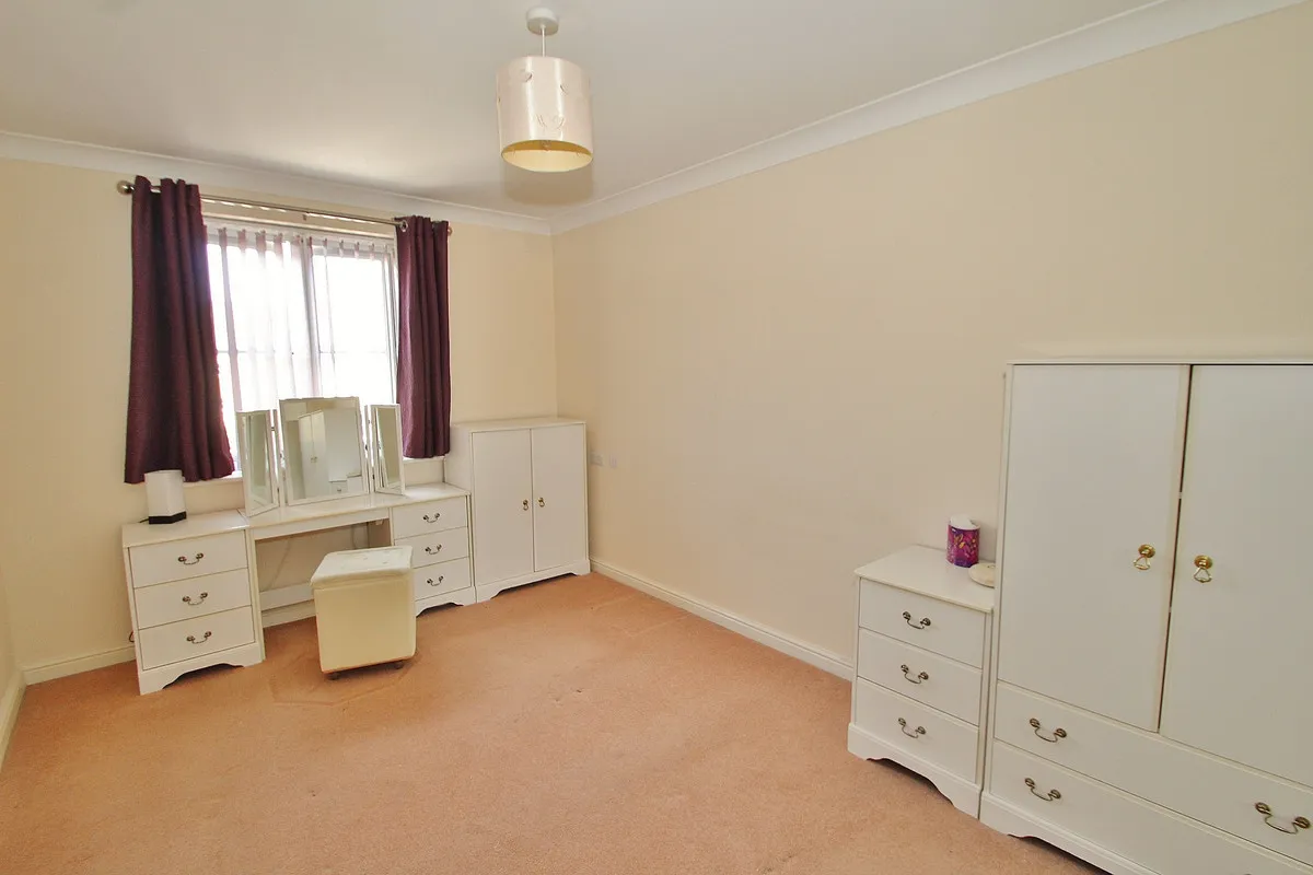 Otters Court, Witney, photo 5
