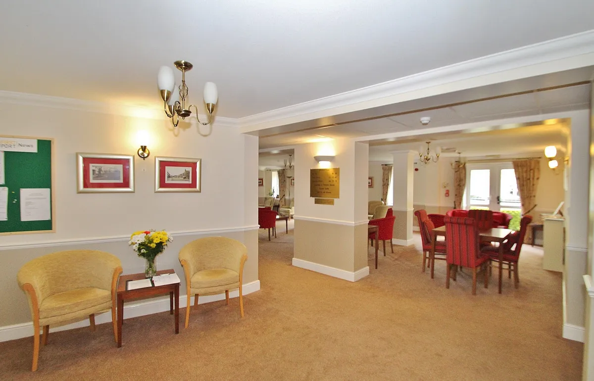Otters Court, Witney, photo 8