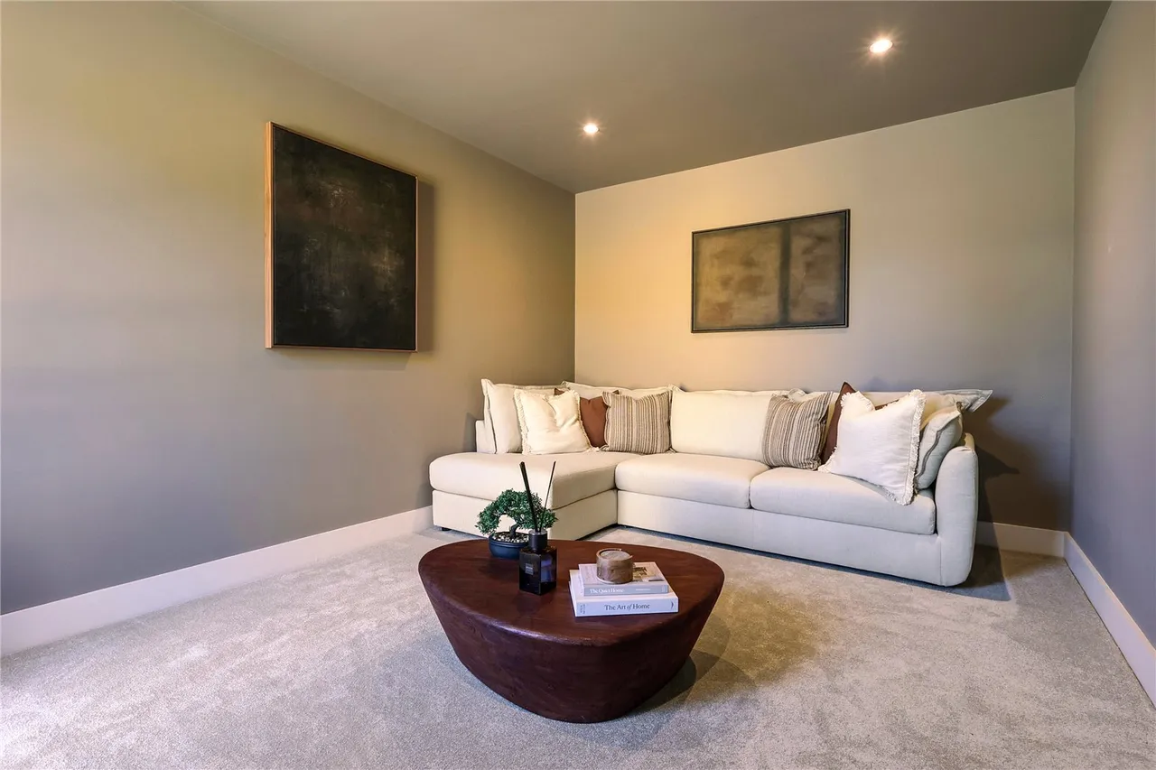 Ashfield Paddocks, Newgate Street Road, Goffs Oak, Hertfordshire, EN7 5RY, photo 6