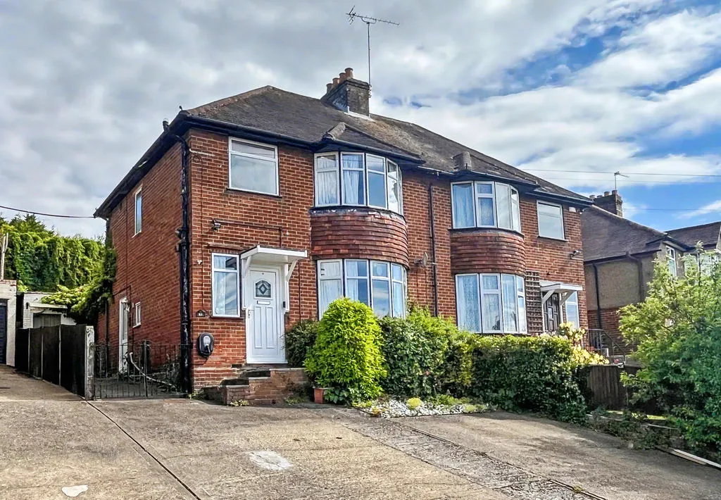3 bed house for sale — Southfield Road, Downley HP13 5JZ