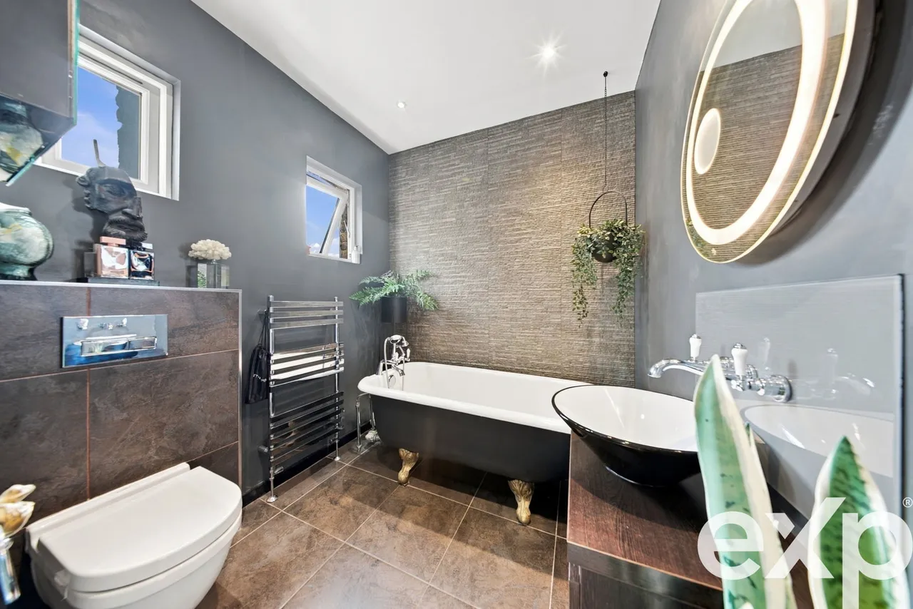 Wellington Road, Enfield, EN1, photo 21