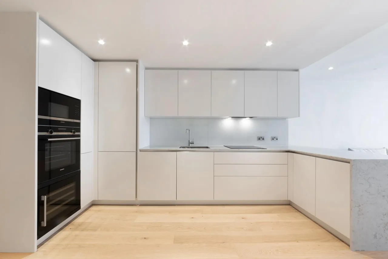 Hampton Tower, South Quay Plaza, E14, photo 4