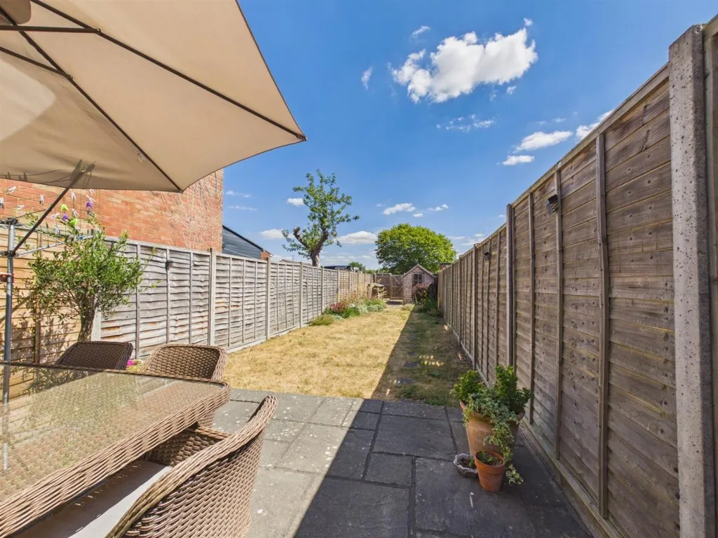 Buckingham Road, Aylesbury, photo 10