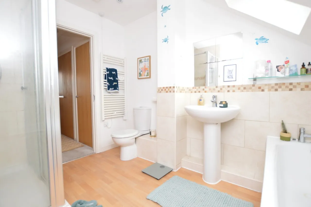 Lavender Road, Woking, Surrey, photo 11