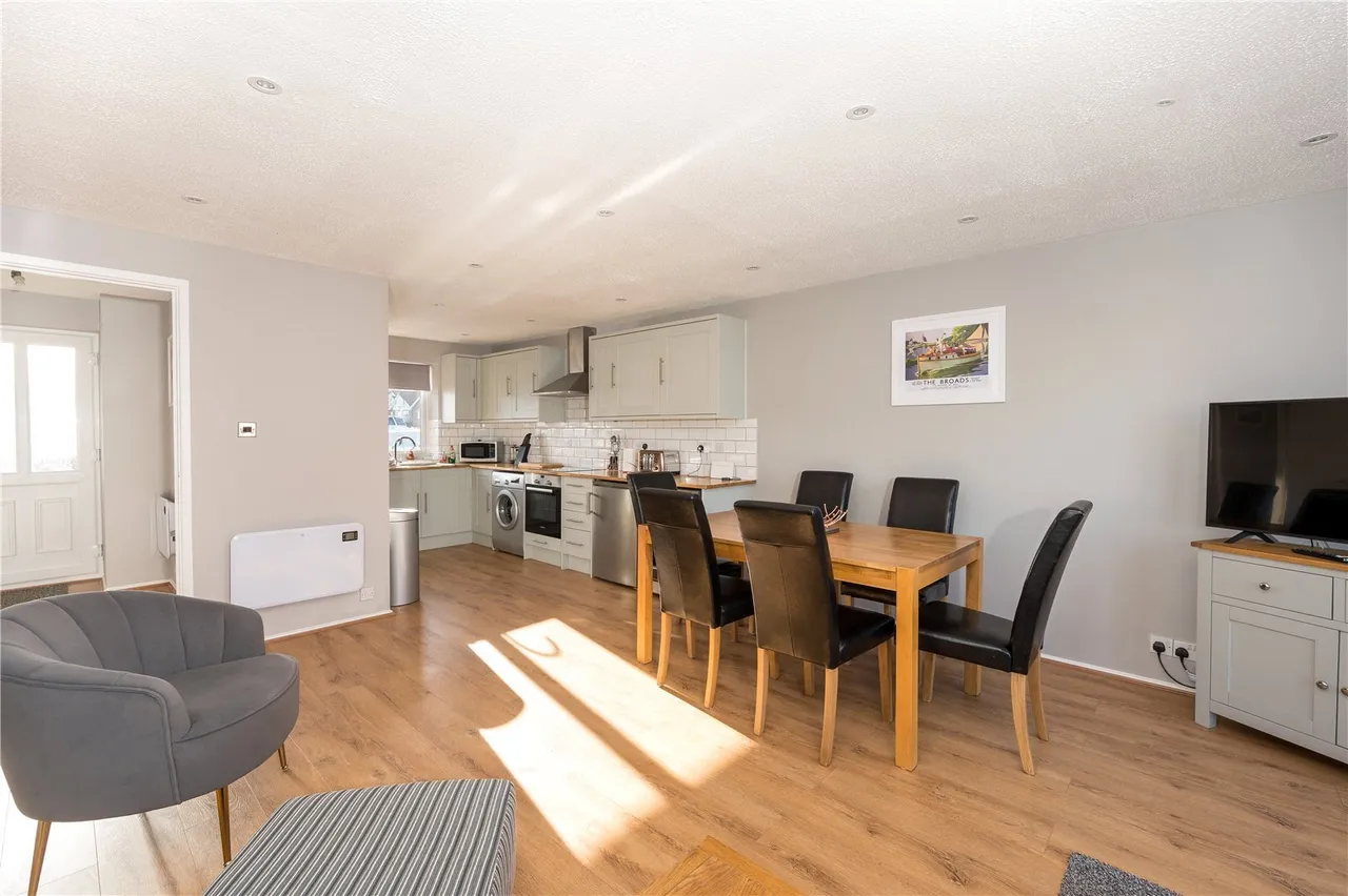Staitheway Road, Wroxham, Norwich, Norfolk, NR12, photo 6