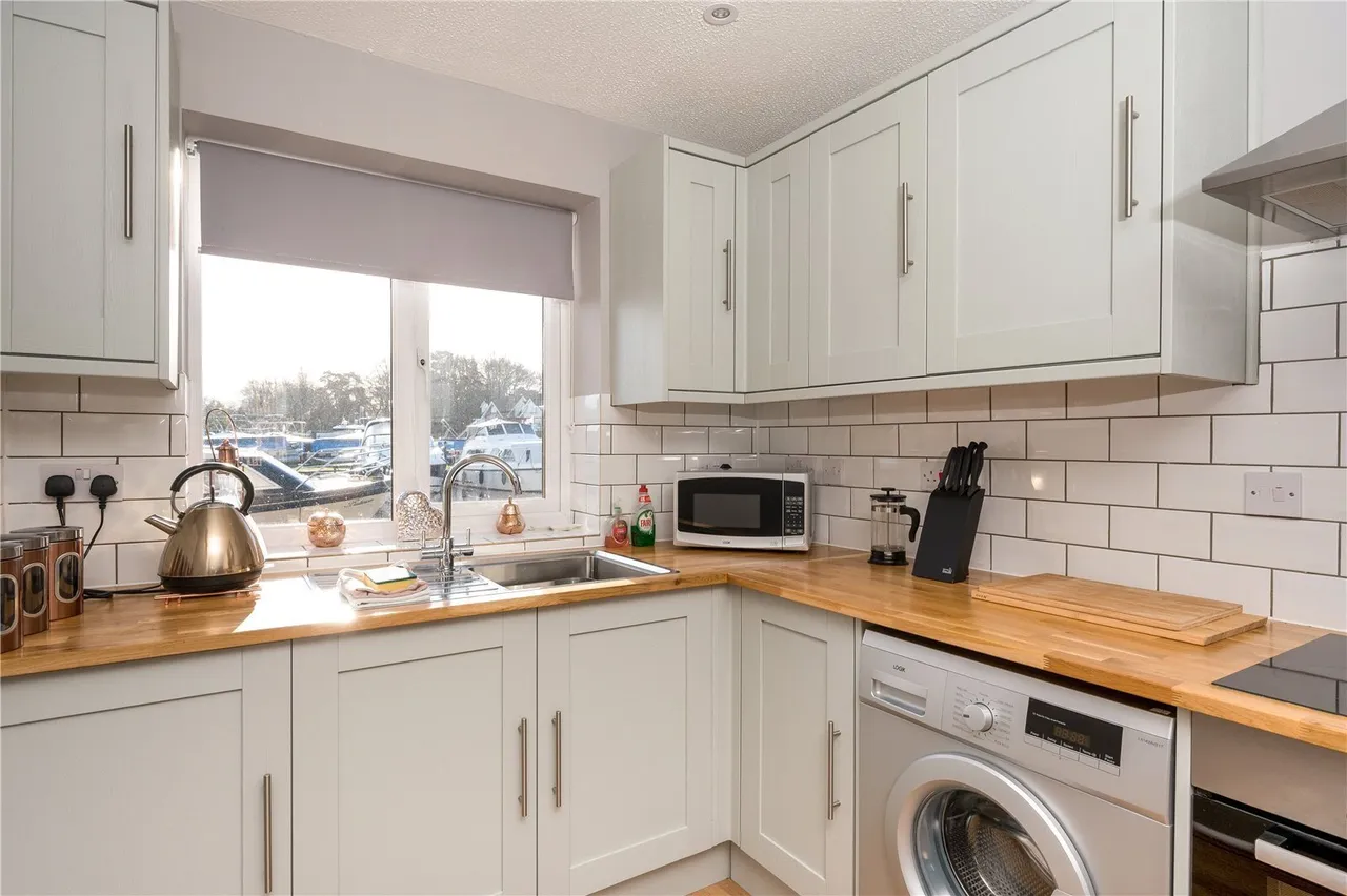 Staitheway Road, Wroxham, Norwich, Norfolk, NR12, photo 7