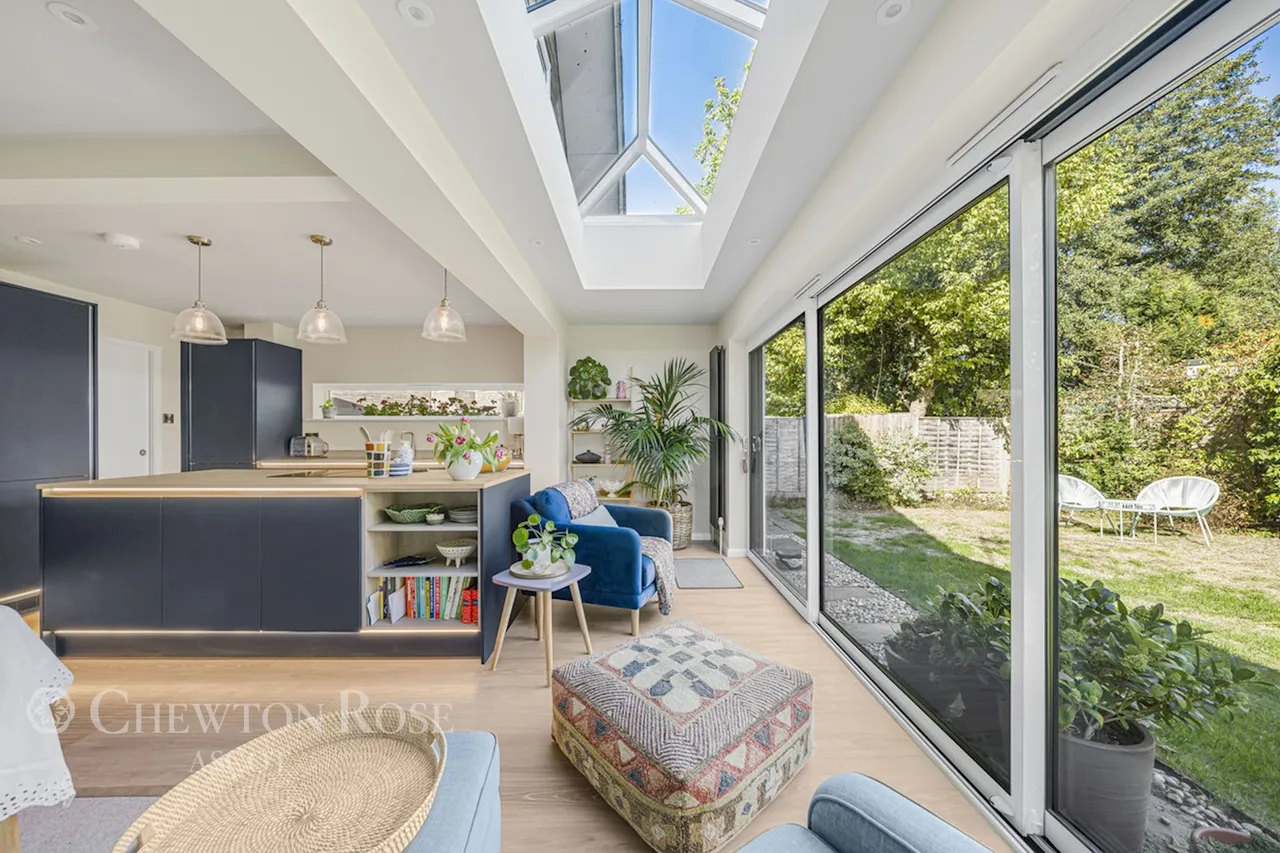 Gainsborough Drive, Ascot, photo 4