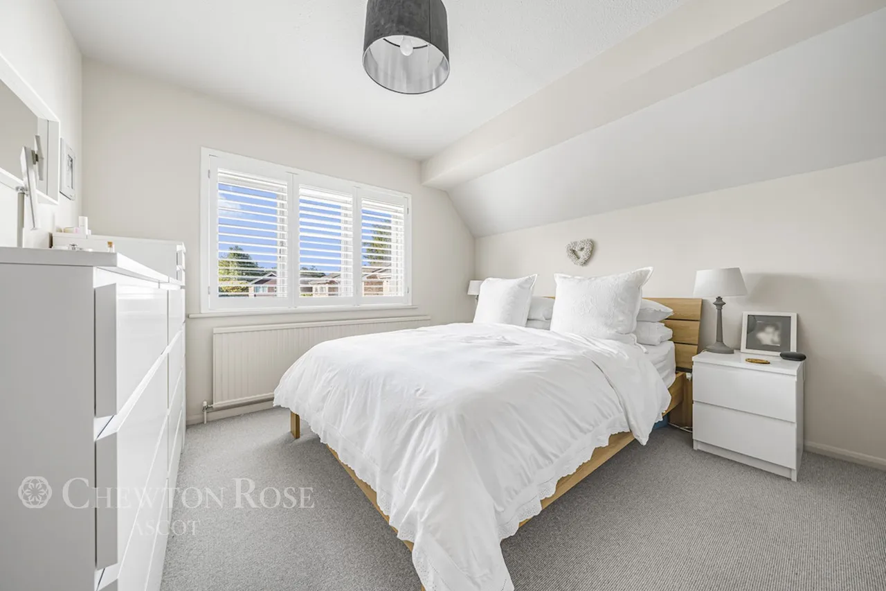 Gainsborough Drive, Ascot, photo 7