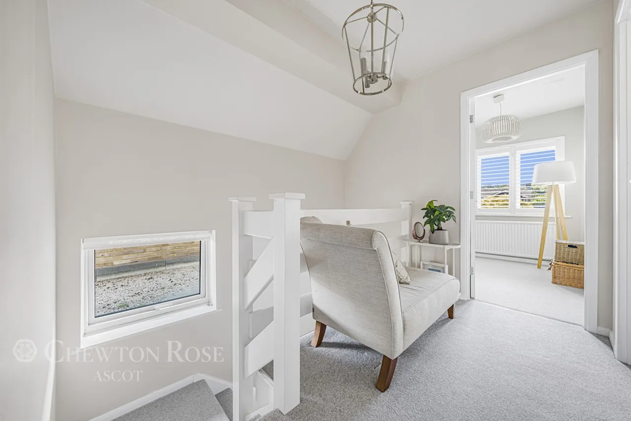 Gainsborough Drive, Ascot, photo 14