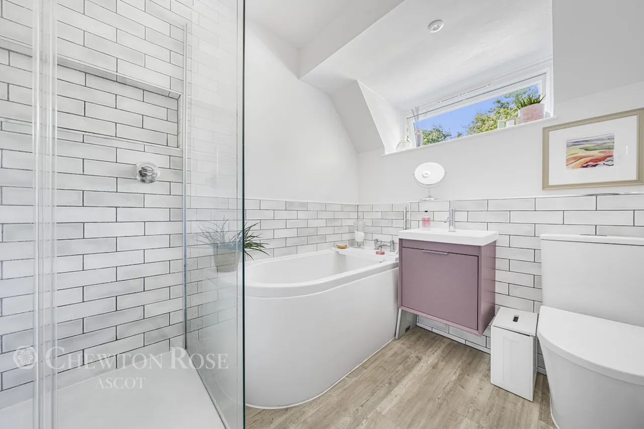 Gainsborough Drive, Ascot, photo 10